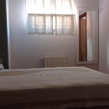 Alojamiento Numancia Pension Burgo Εξωτερικό φωτογραφία